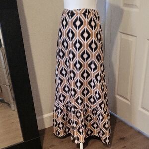 Nordstrom Black and White Trumpet Maxi Skirt Resort Wear